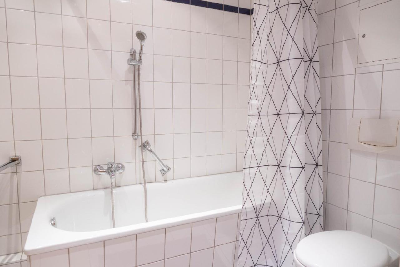 ארפורט Grosse 3 Zimmer Wohnung Mit Netflix In Zentraler Lage מראה חיצוני תמונה